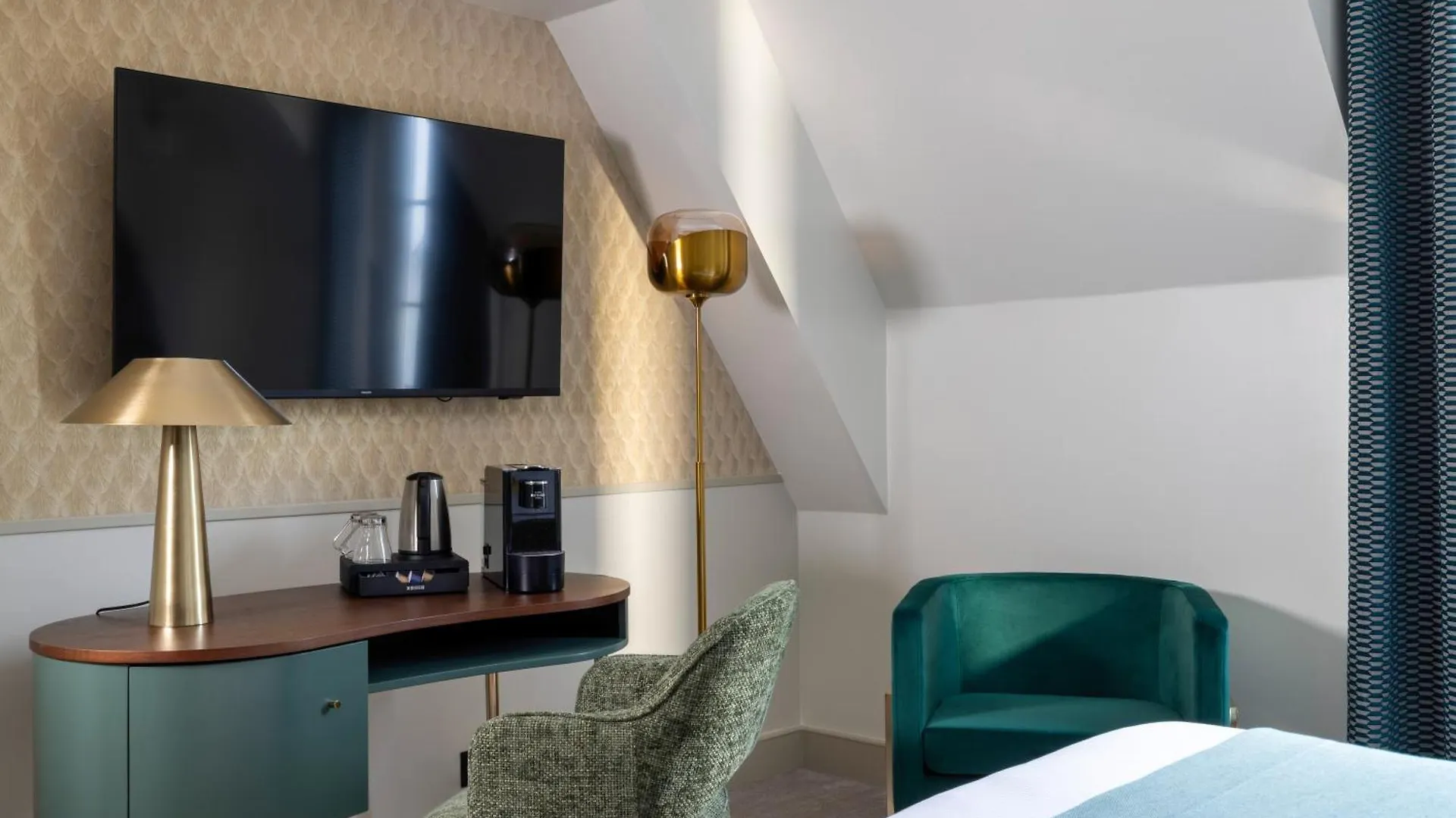 פריז Hotel Elysees Bassano